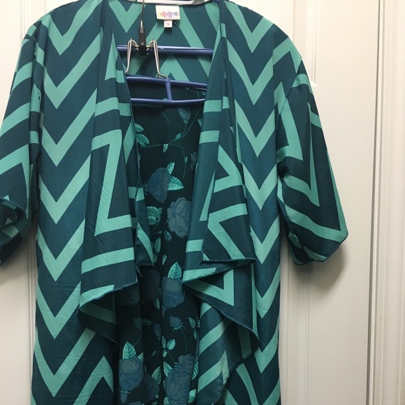LuLaRoe Dresses & Skirts - LLR Kimono and Cassie Skirt both small